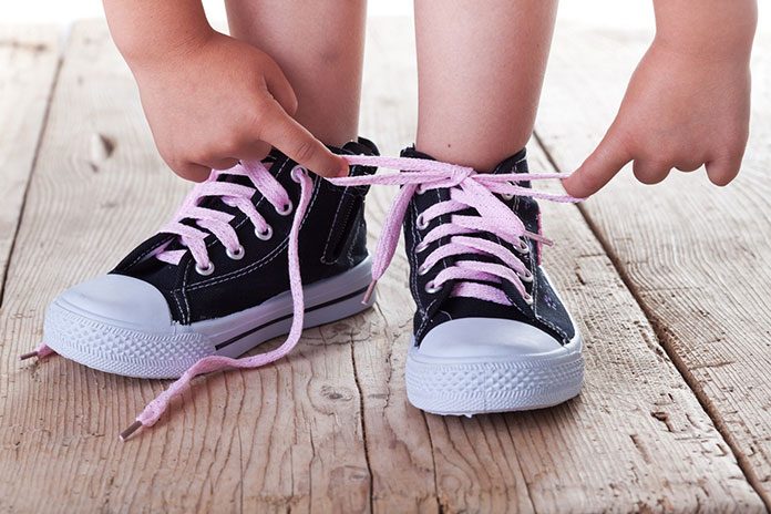 Na co zwracać uwagę przy zakupie butów dla małego dziecka?