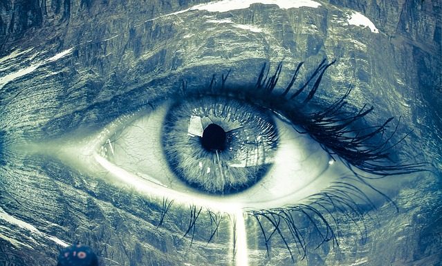 Jak pielęgnować oczy z astygmatyzmem?