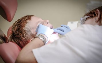 wizyta z dzieckiem u dentysty