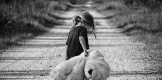 Dlaczego dziecko mówi mama do taty?