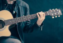 Do jakiego wieku gitara 3 4?
