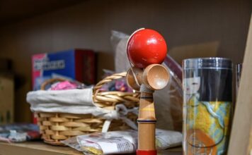 Do czego służy kendamą?