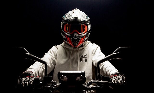 Czy kask na rower nadaje się na rolki? Czy kask na rower nadaje się na rolki?