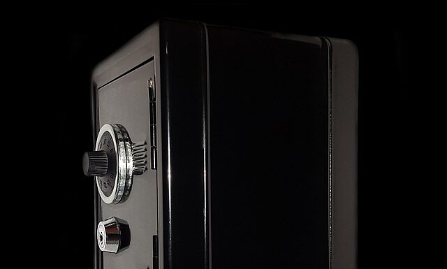 Ile kombinacji z 6 klocków LEGO? Ile kombinacji z 6 klocków LEGO?