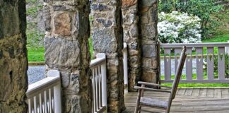 Co to znaczy jak dziecko się buja?