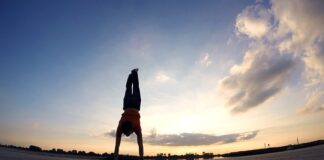 Jak nauczyć dziecko pływać?