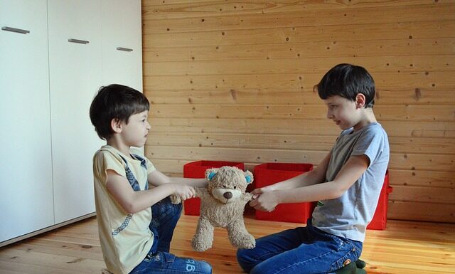 Jaką zabawkę kupić dla niemowlaka? Jaką zabawkę kupić dla niemowlaka?