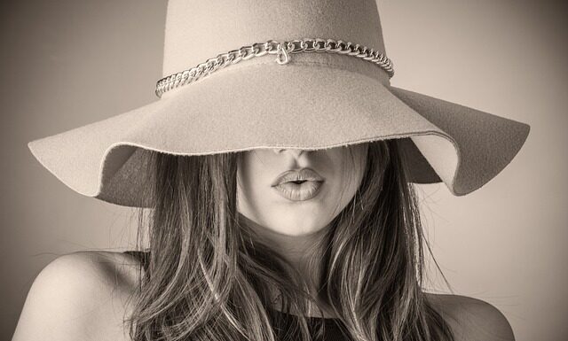 Co pasuje do kapelusza? Co pasuje do kapelusza?